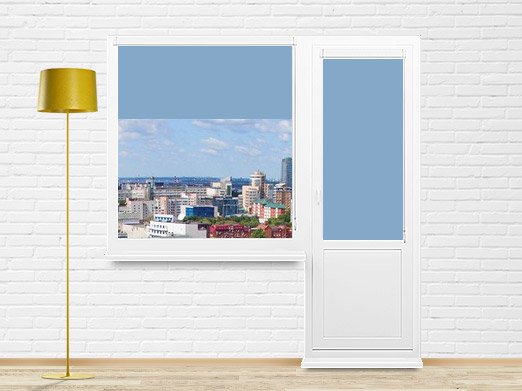 Однотонные рулонные шторы на балконный блок