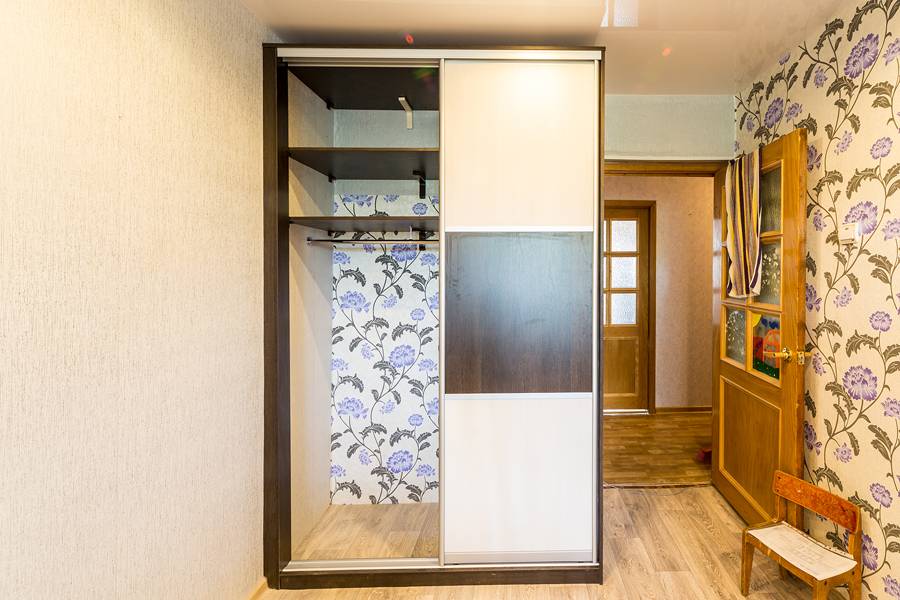 Шкаф-купе двухстворчатый в спальню