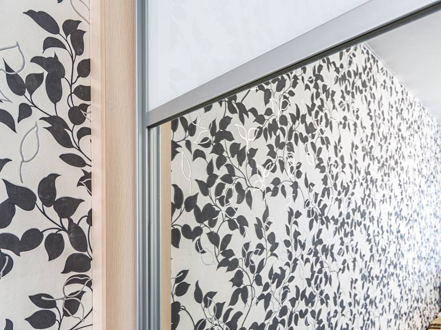 Шкаф-купе с открытыми полками Шкаф-купе с открытыми полками