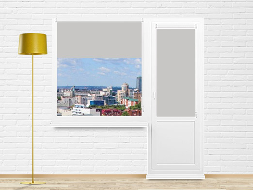 Однотонные рулонные шторы на балконный блок