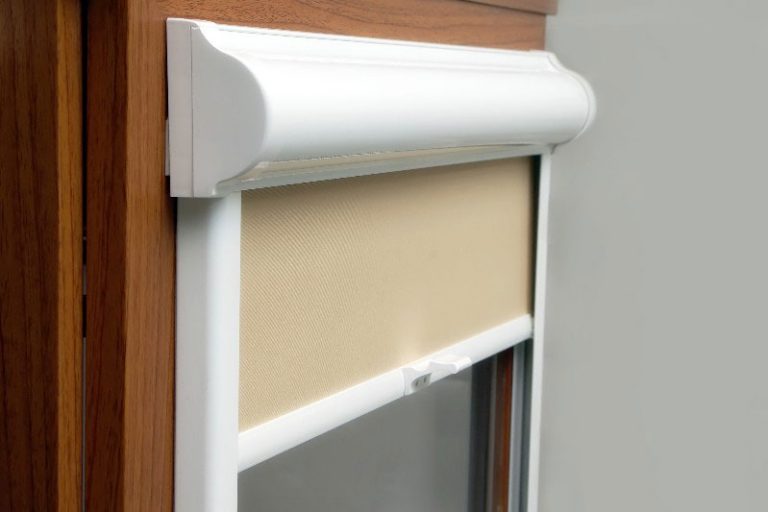 Система управления рулонными шторами "Uni-2" Система управления рулонными шторами "Uni-2"