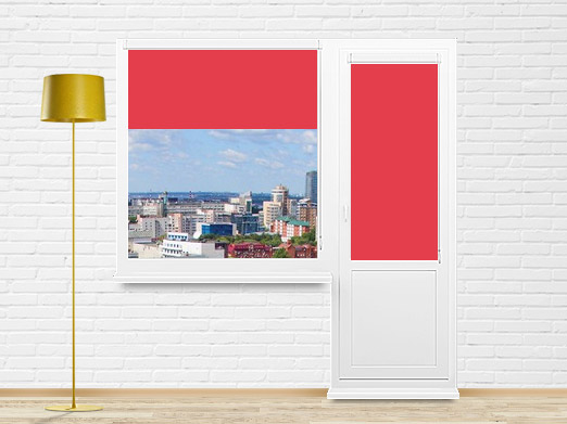 Однотонные рулонные шторы на балконный блок